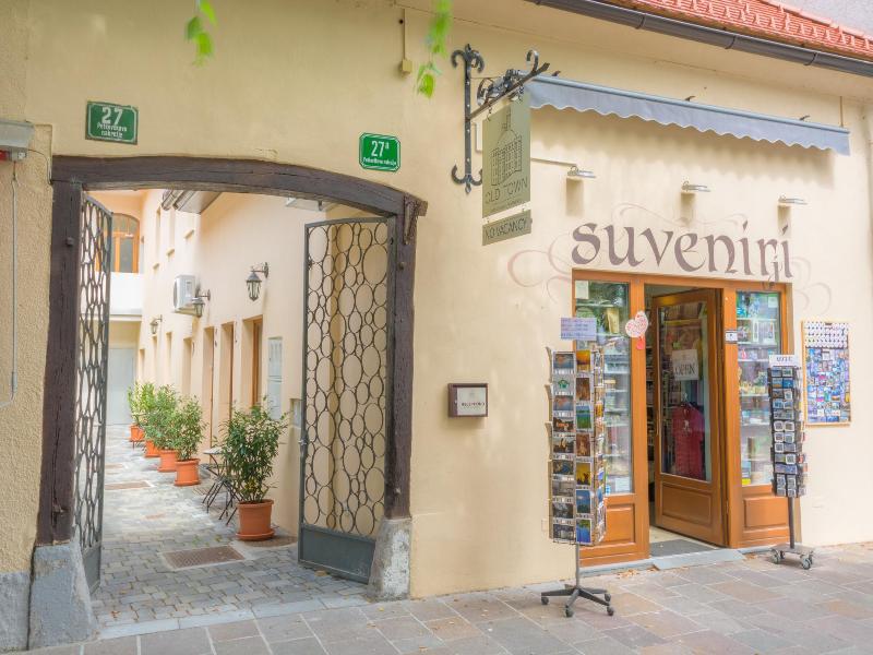 Old Town Apartments Любляна Экстерьер фото